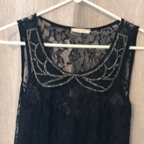 Just Me Dress - Picture 2 of 4